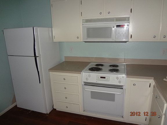 4th image of 6858 139th Ave NE APT 718