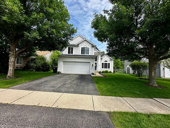 3rd image of 1496 Cheriton Cir