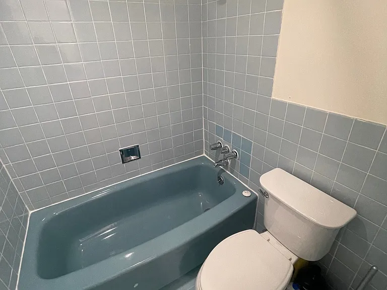 1420 N St NW — Photo 8