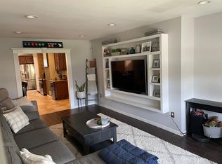 52 Harding Ave APT 1, Clark, NJ 07066