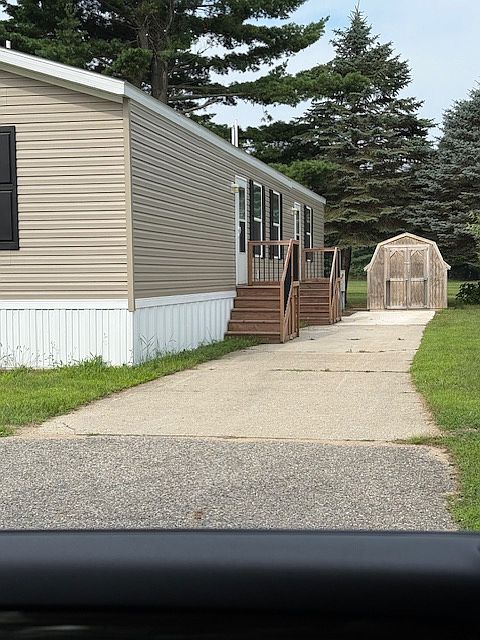 1st image of 25 Park Dr