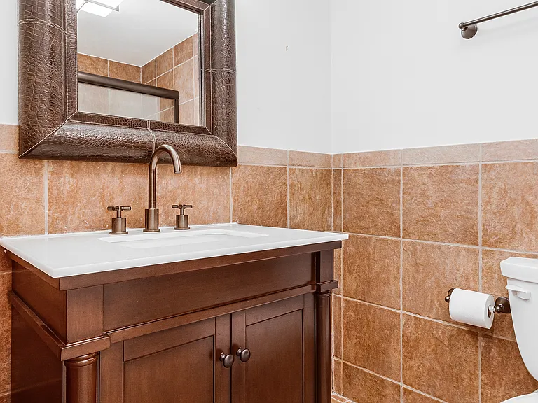 2555 Pennsylvania Ave NW #418 — Photo 31