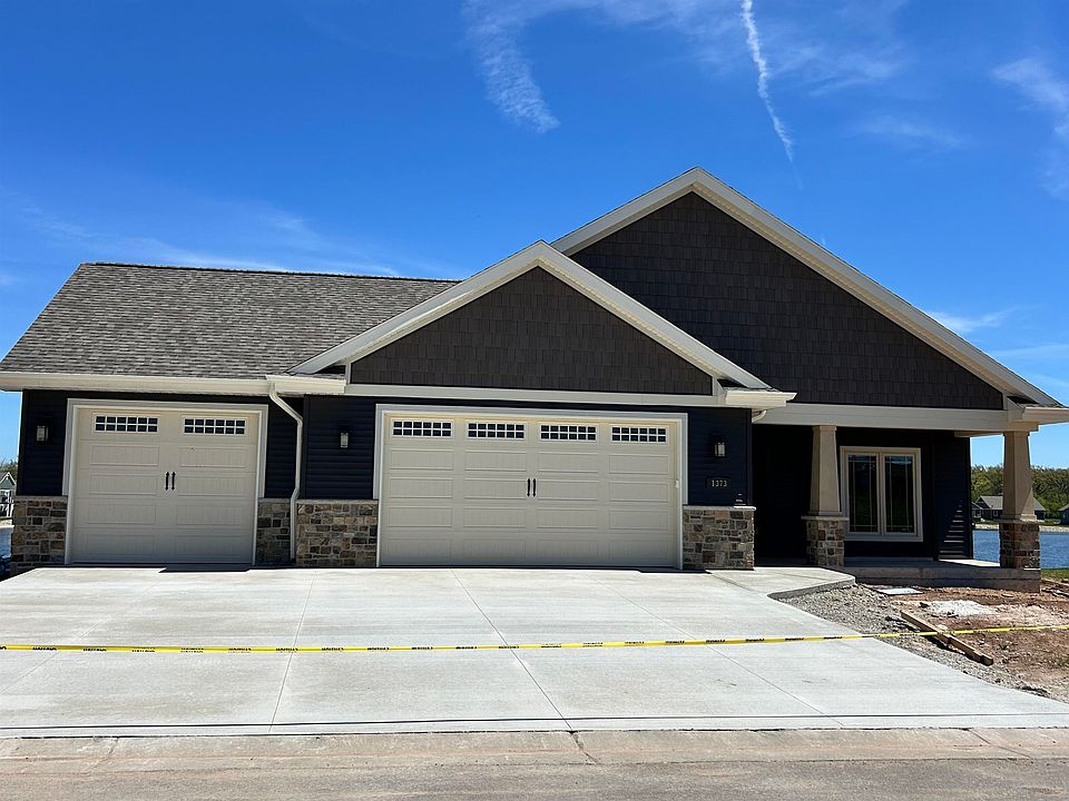 1st image of 1373 Prairie Lake Cir