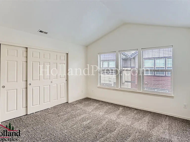1554 SW 175th Ave — Photo 8
