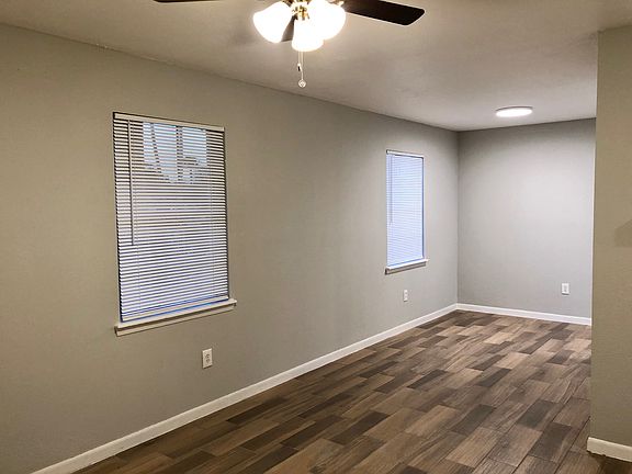 2nd image of 2901 Highland Ave #5