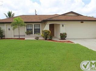 624 SW 35th Ter, Cape Coral, FL 33914