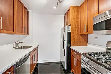 Rented by (Legacy) Elegran