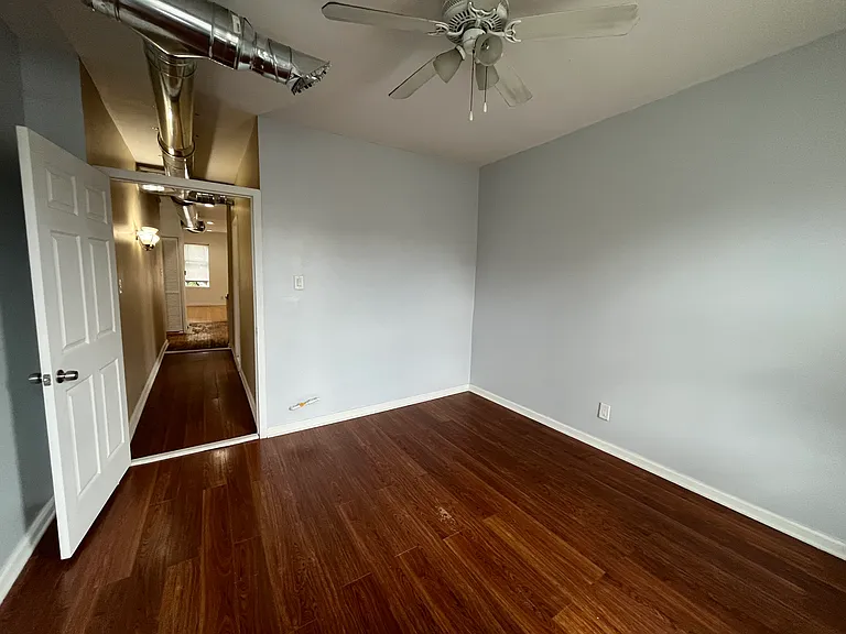 1165 W 19th St #2 — Photo 10