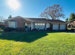105 Buttercup Ln, Campbellsville, KY 42718
