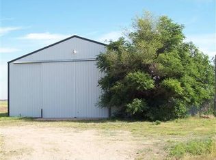 3301 W Jones Ave, Garden City, KS 67846