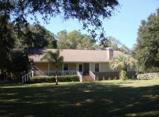 8645 Handcart Rd, Zephyrhills, FL 33545