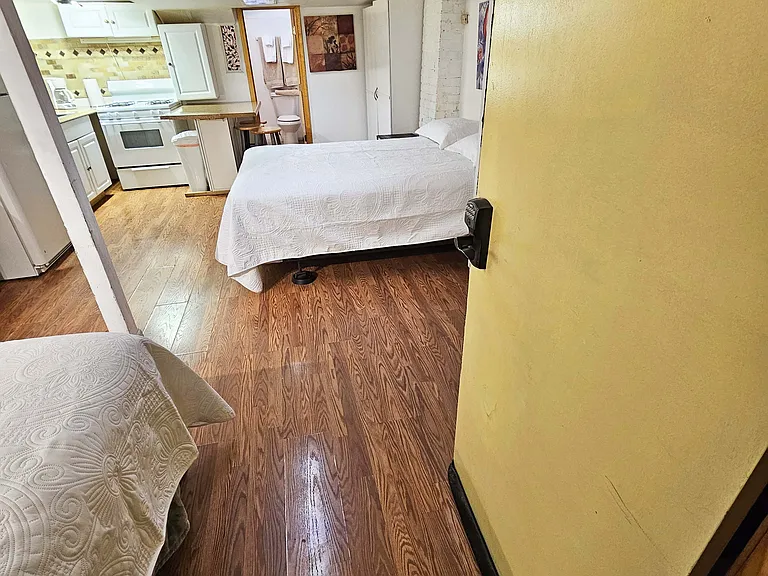 3418 Baltimore Ave #1 — Photo 8