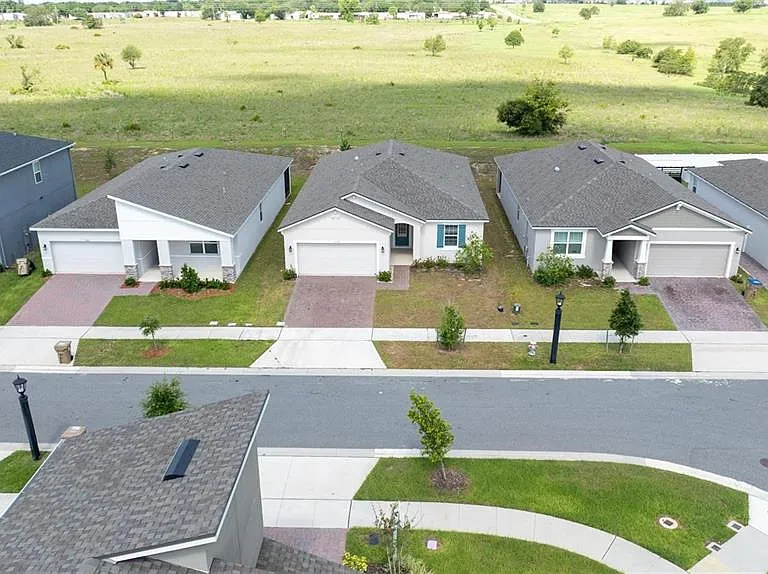 1194 Boardwalk Pl — Photo 14