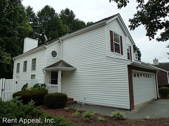 4th image of 1287 Parkside Club Dr