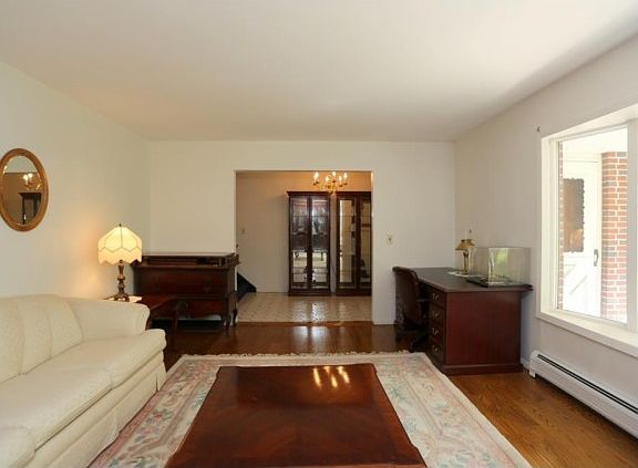 3rd image of 114 Gatto Ln