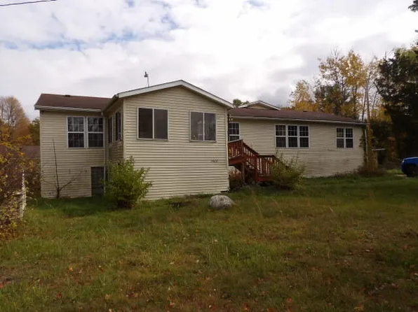 34637 76th St, Covert, MI 49043