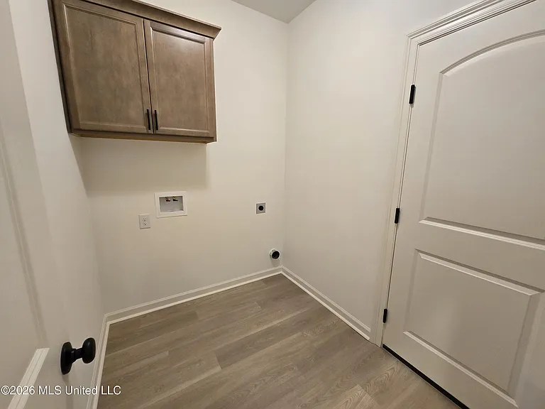 15395 Percy St — Photo 10