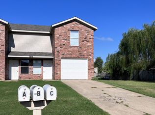 786 Lariat St #A, Springdale, AR 72764