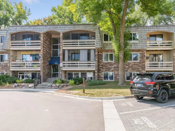 4397 Wilshire Blvd #203, Mound, MN 55364