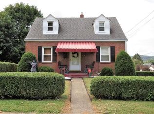 2899 Beaver Rd, Ambridge, PA 15003