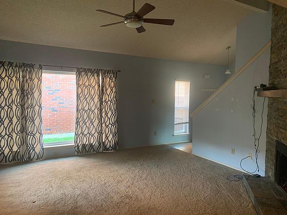 5th image of 1203 Golden Gate Dr