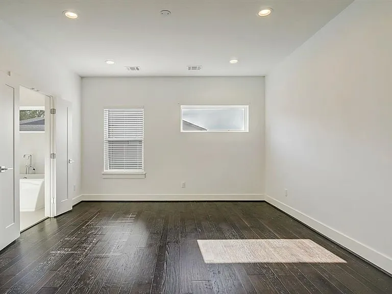 1906 Jack Oak Ave — Photo 12
