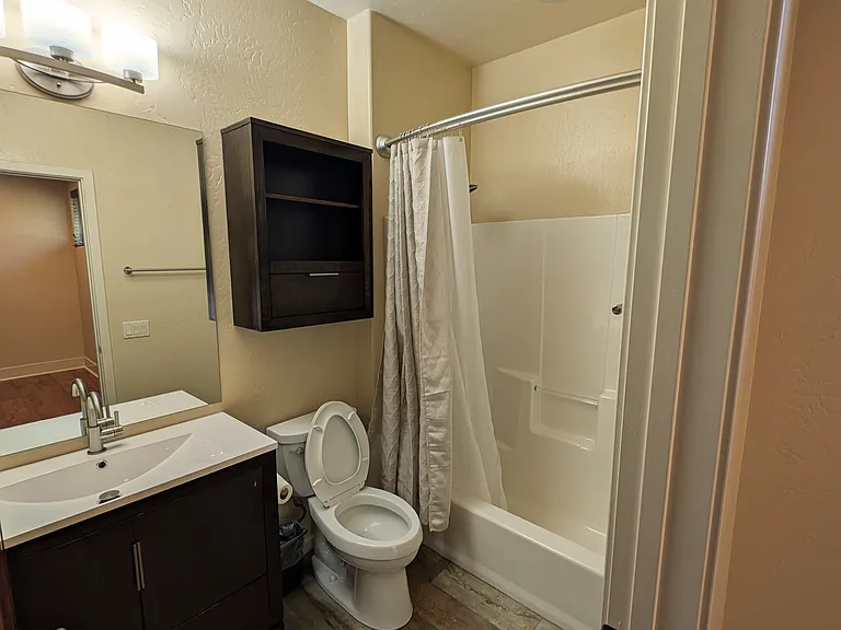 530 Evans Ct — Photo 13