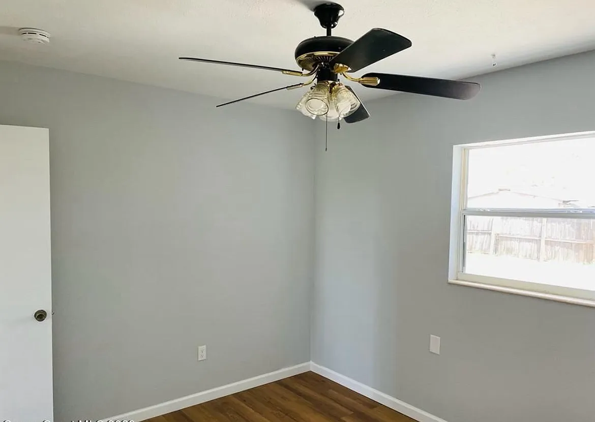 2506 Boyd Ave — Photo 3