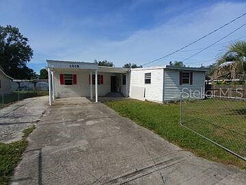 2nd image of 1015 Plateau Ave