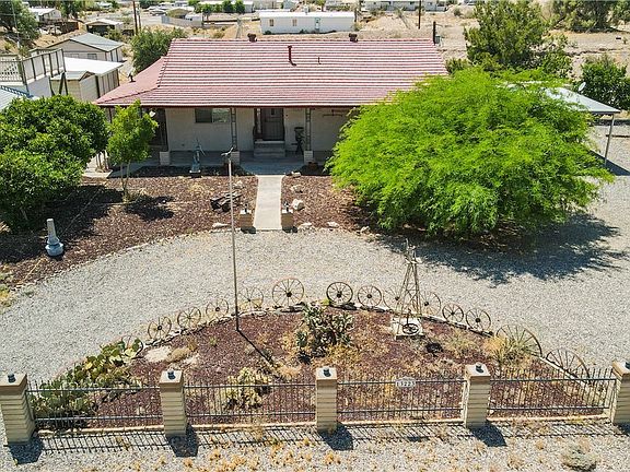 2nd image of 13223 S Cove Parkway