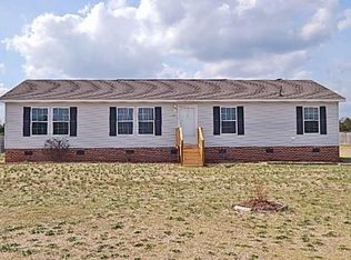 155 Water Hills Ln, Carthage, NC 28327