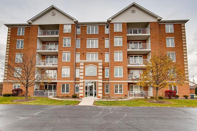 1st image of 5550 W 115th St #102