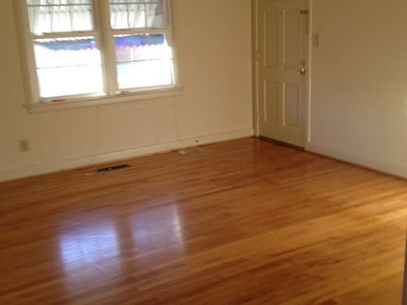 Large front room, beautiful hardwoods