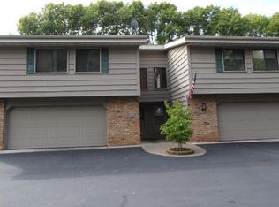 8325 Mitchell Rd, Eden Prairie, MN 55347