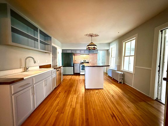 3rd image of 41 Park St