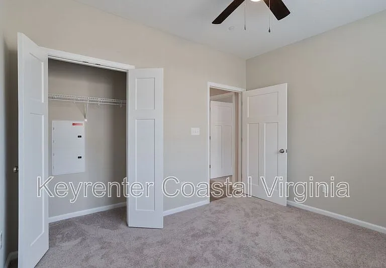 1302 Kathy Ann Way E — Photo 7