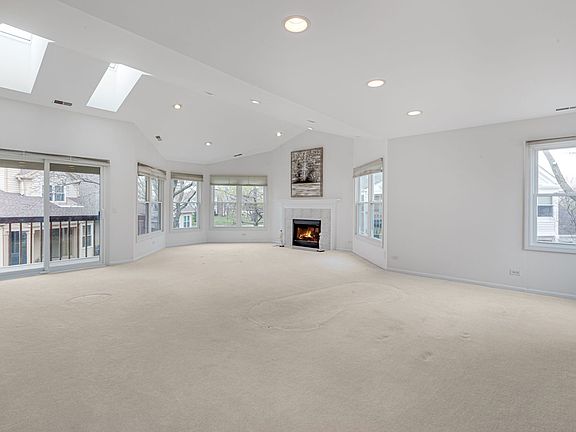 3rd image of 353 Satinwood Ct S