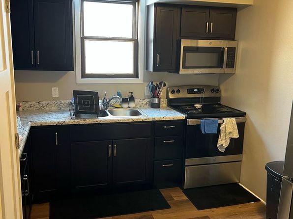 1004 Main St APT 2