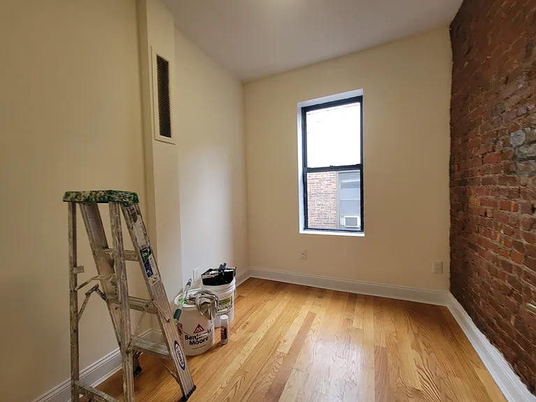 3147 Broadway #19 — Photo 8