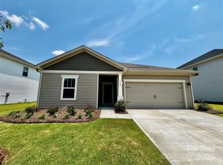 1422 Windy Park Dr, Stanley, NC 28164