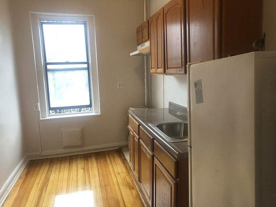 1st image of 153 Seaman Ave APT 2A