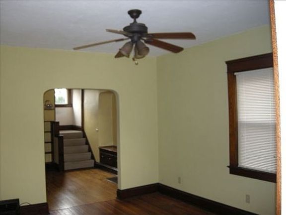 5th image of 4808 Vandalia Ave