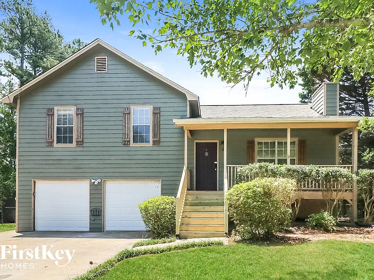 45 Collins Ln — Photo 1