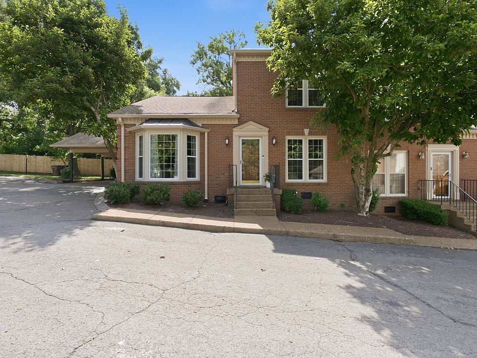 1st image of 8 Sharonwood Dr