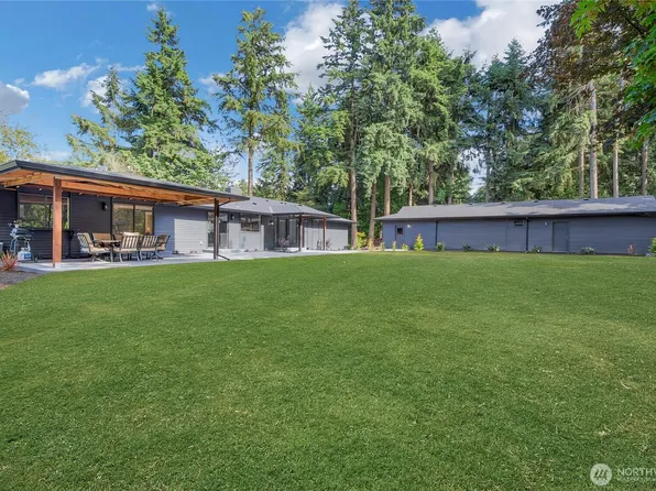 3327 170th Avenue E, Lake Tapps, WA 98391