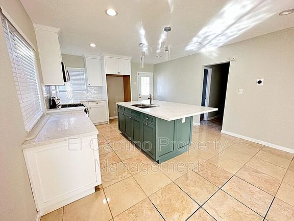 4th image of 2960 Caspian Ave