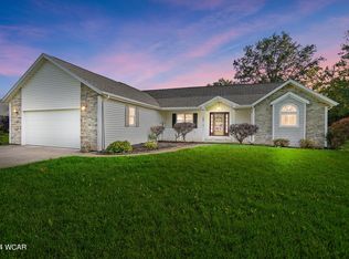 1655 Jo Jean Rd, Lima, OH 45806