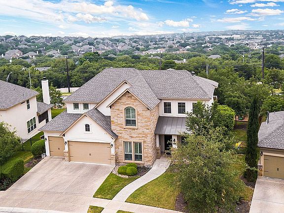 2nd image of 330 Evans Oak Ln