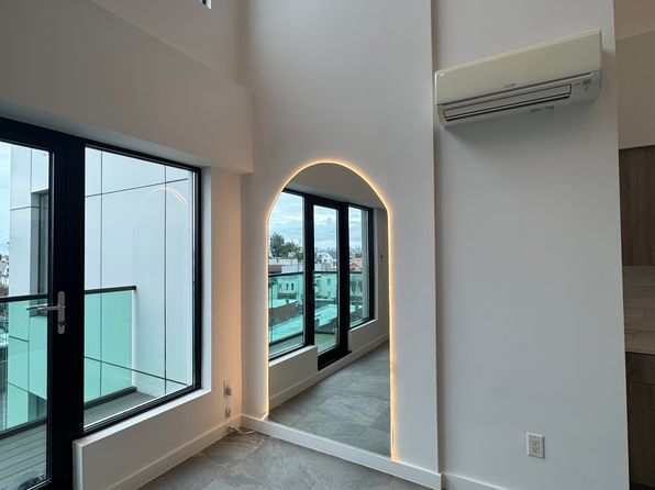10411 Northern Blvd #Penthouse