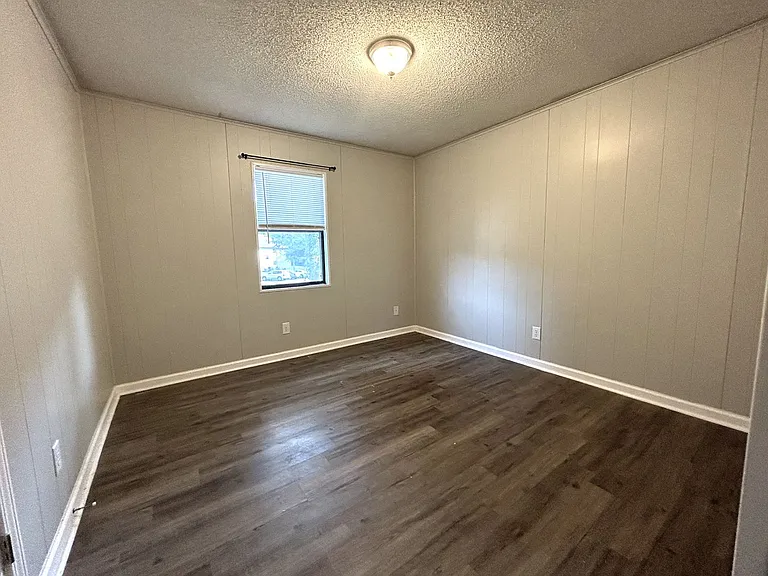 102 Ravenwood Dr #D — Photo 5